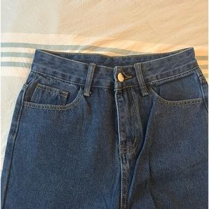 Dark Blue Mom Jeans - never worn